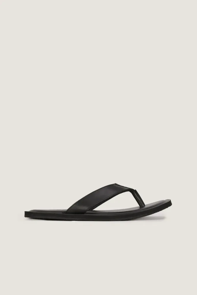 Brewer Leather Flip Flops – Black – view 3