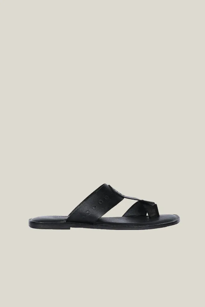 Grosvenor Kolhapuri Sandals – Black – view 3