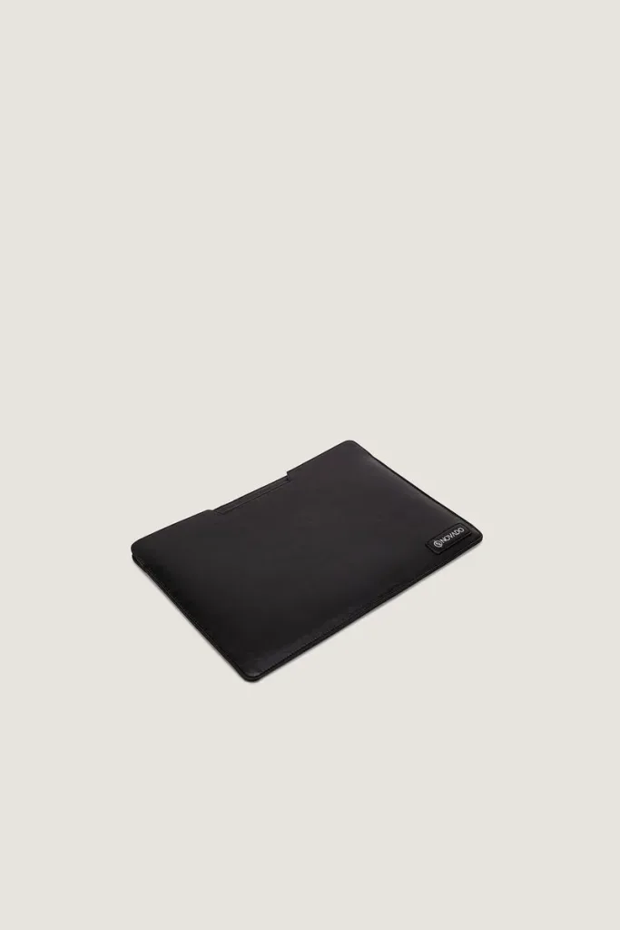 Bloomsbury Leather Laptop Sleeve – Black – view 3