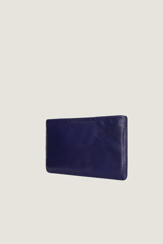 Bloomsbury Leather Laptop Sleeve – Blue – view 2