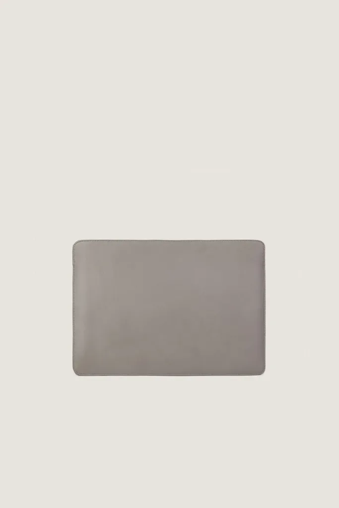 Bloomsbury Leather Laptop Sleeve – Grey – view 4