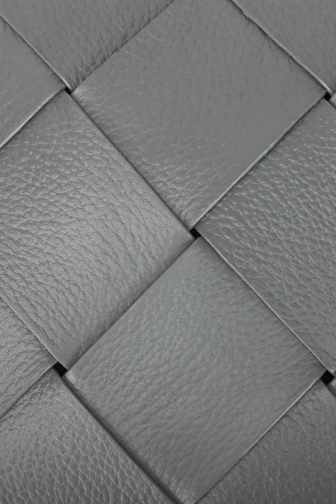 Clerkenwell Leather Pouch – Light Grey – view 4