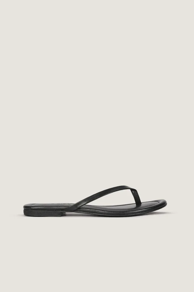 Gordon Square Leather Flip Flops – Black – view 2