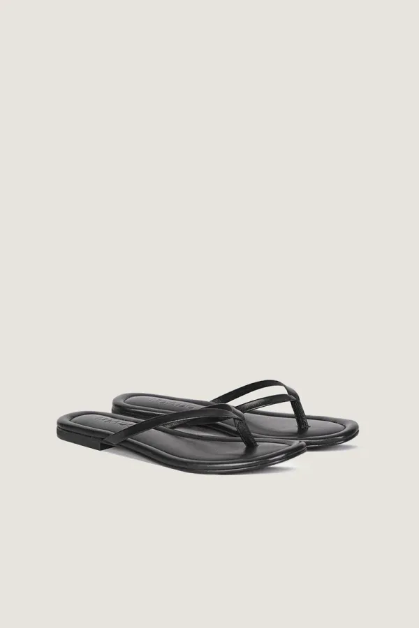 Gordon Square Leather Flip Flops – Black – view 3