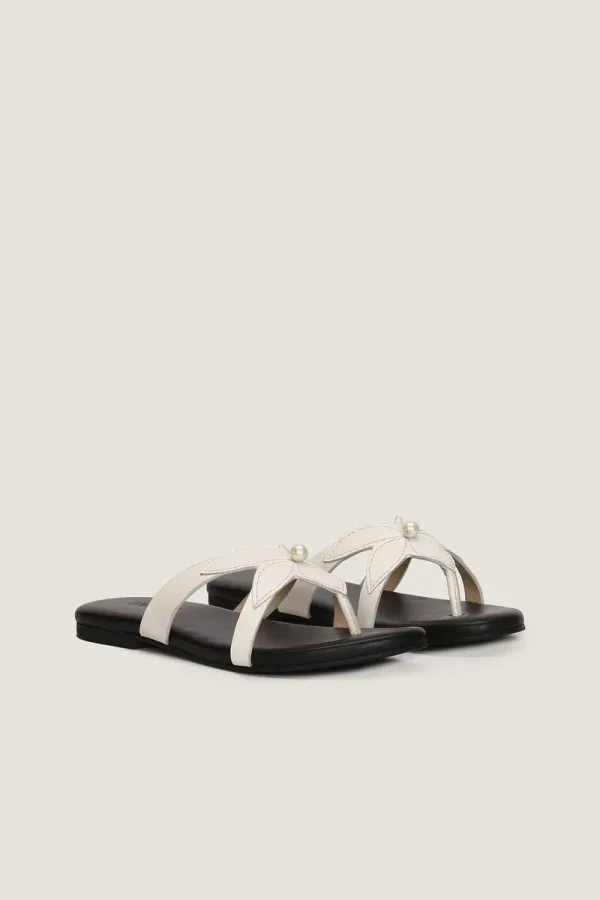 Manchester Square Flat Leather Sandals – Black and White – view 3