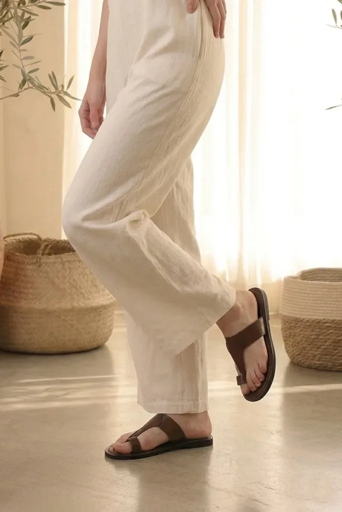 Montagu Square Kolhapuri Sandals – Brown – view 1