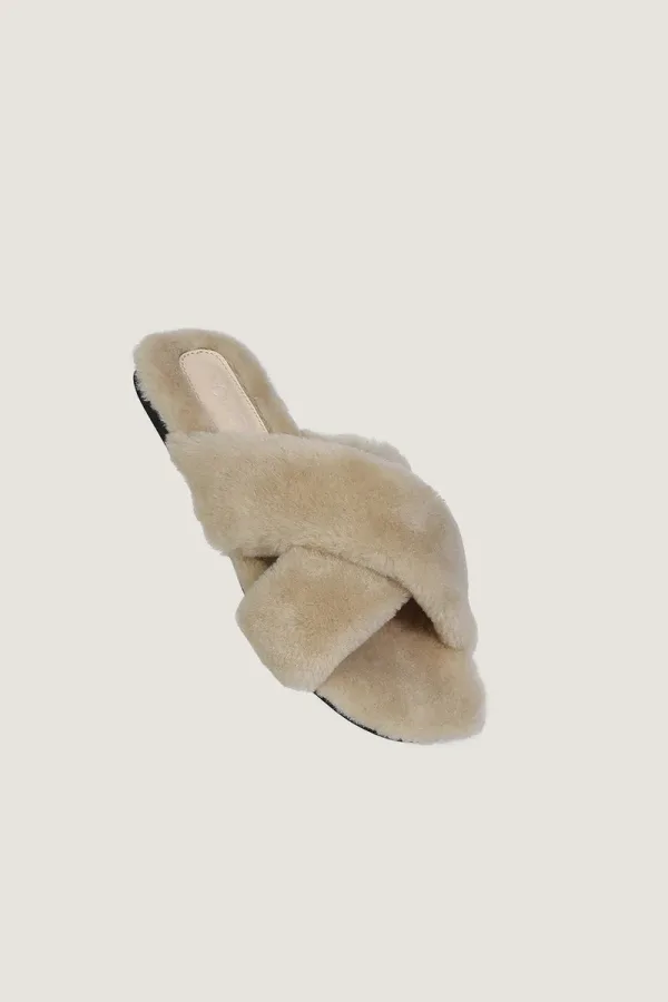 Portman Square Shearling Slippers – Beige – view 1