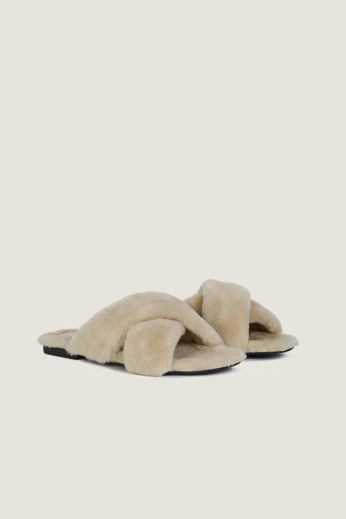 Portman Square Shearling Slippers – Beige – view 3