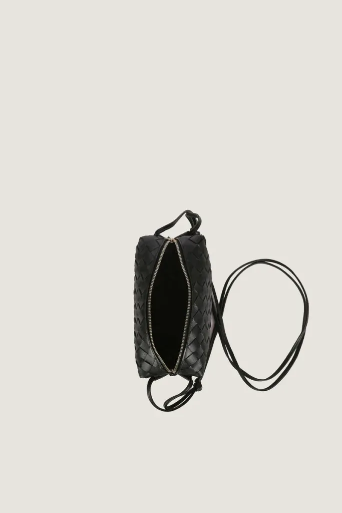 Connaught Camera Leather Crossbody Bag – Black – view 2