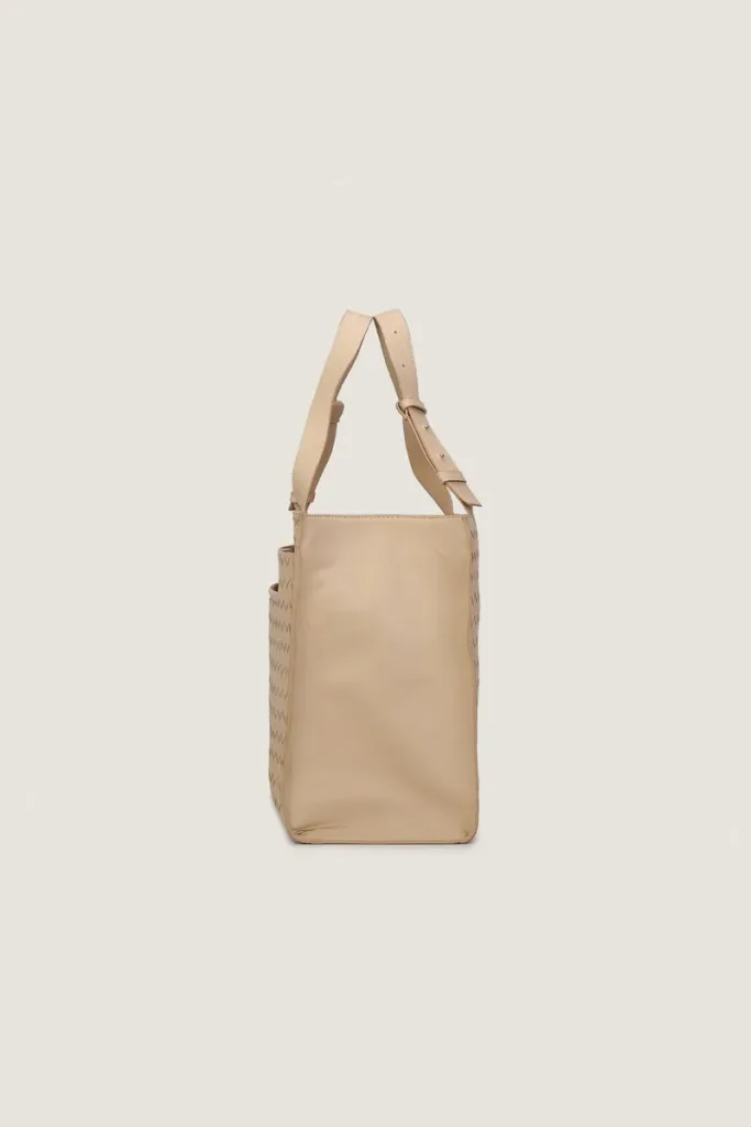 Hanway Cargo Leather Shoulder Bag – Beige – view 3