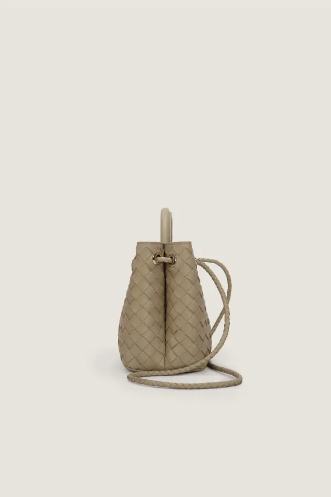 Moscow Road Small Leather Handbag – Sand – view 3