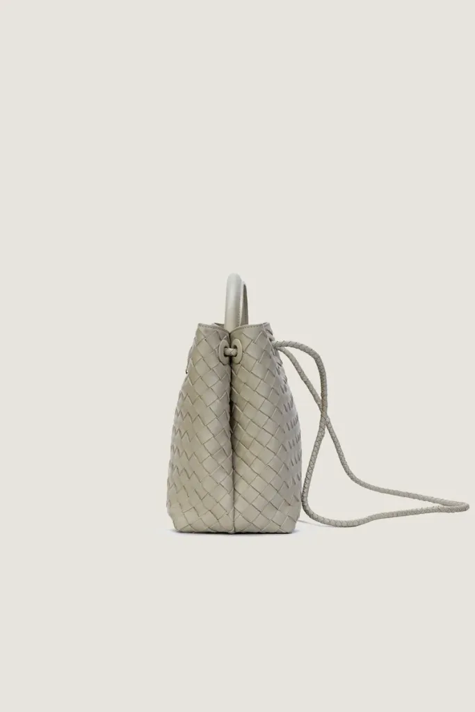 Phillimore Medium Leather Handbag – Light Grey – view 3