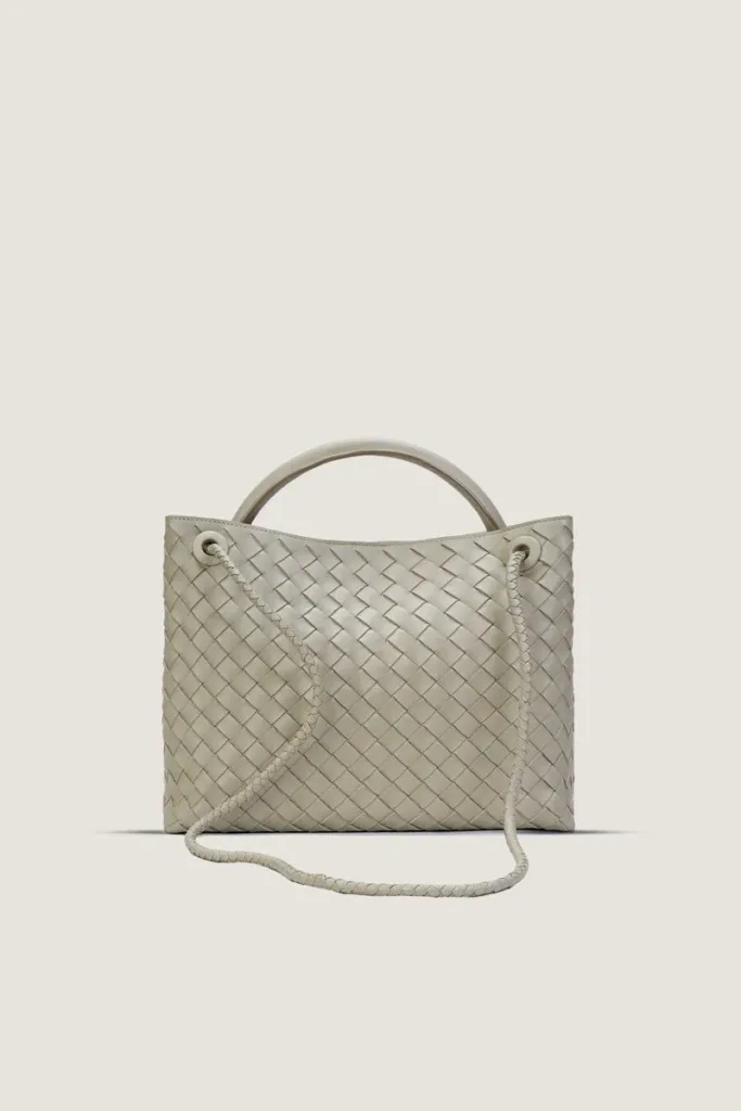 Phillimore Medium Leather Handbag – Light Grey – view 4