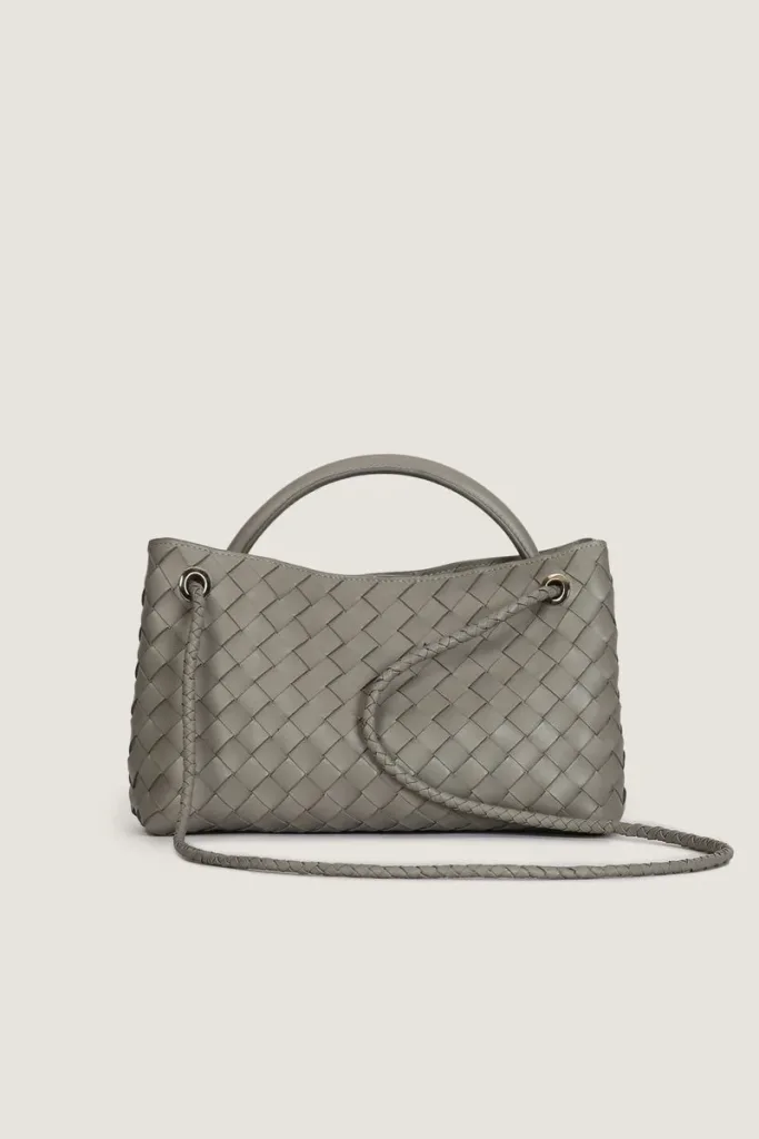 Princes Square East-West Leather Handbag – Grey – view 4