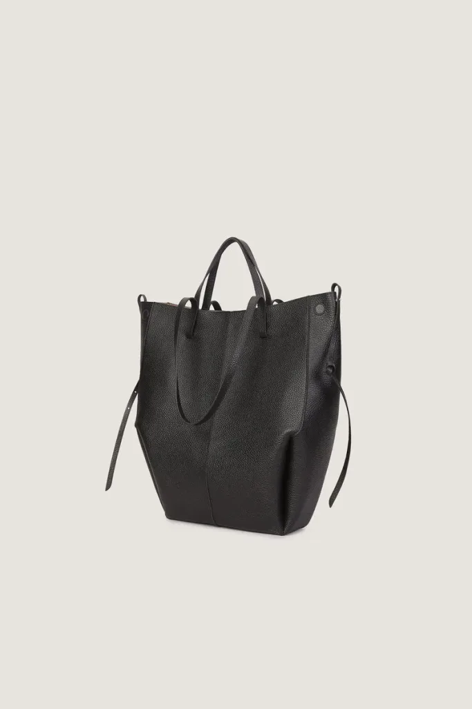 Queen Anne Leather Tote Bag – Black – view 2